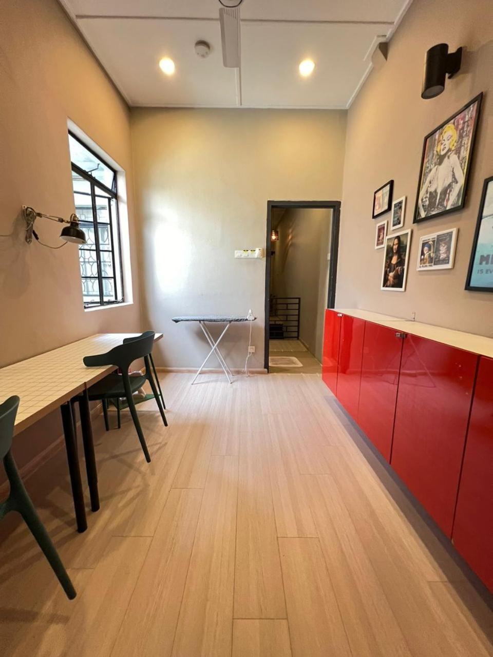 Myroom Georgetown, Off Jalan Burma, Gurney Drive George Town Exterior foto