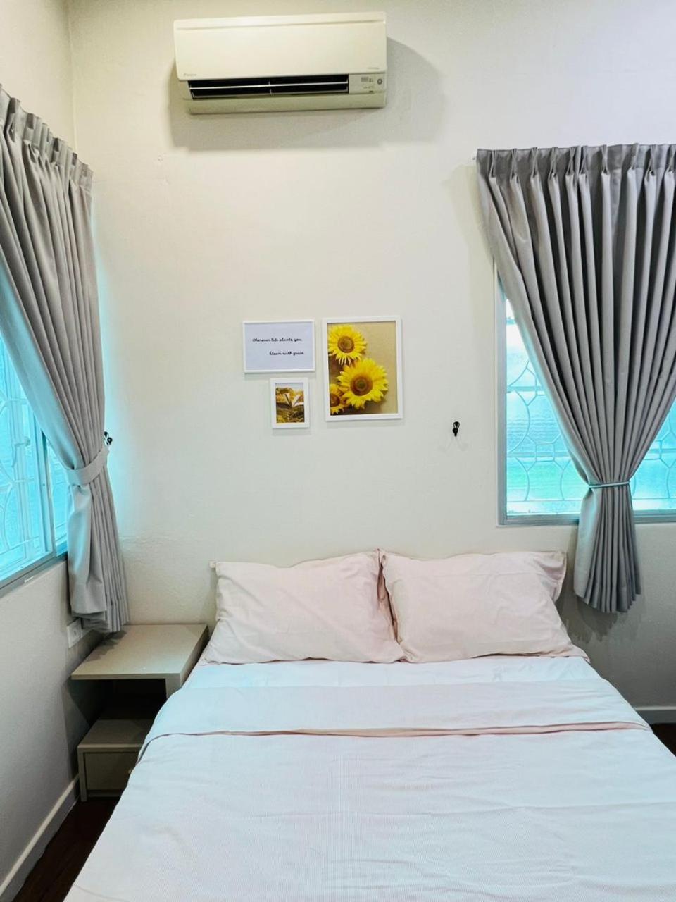 Myroom Georgetown, Off Jalan Burma, Gurney Drive George Town Exterior foto